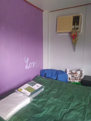 Caseta de obra panel sándwich