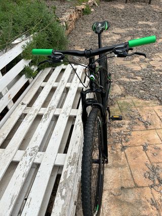 Bicicleta de Montaña Racer Negra y Verde