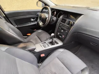 Renault latitud    2011