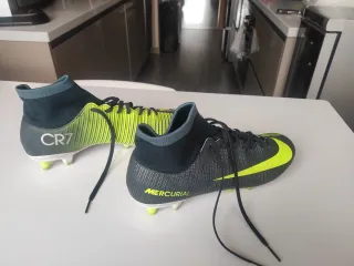 Botas de fútbol Nike Mercurial CR7