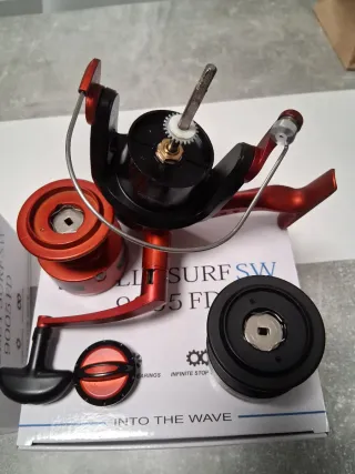 Pareja carretes Surfcasting Yokozuma con 4 bobinas