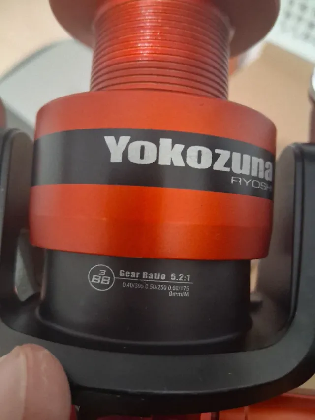 Pareja carretes Surfcasting Yokozuma con 4 bobinas