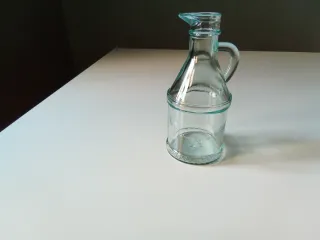 Aceitera cristal IKEA edicion limitada + otra