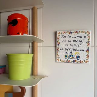 Azulejo pared '60 (En la cama...) (solidario)