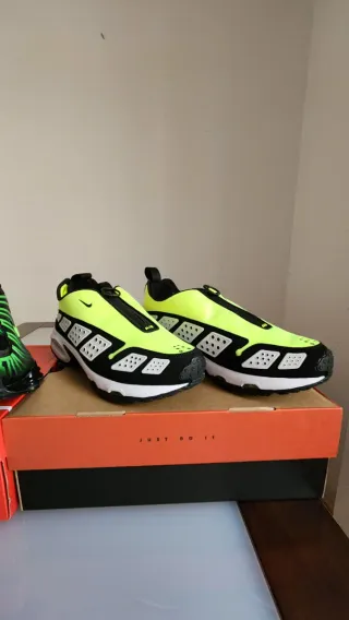 Nike Air Max SNDR Volt/Black-White