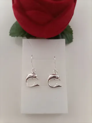 Pendientes de Plata de Ley 925 con Delfín
