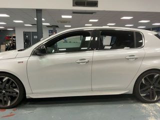 Peugeot 308 1.6 GTI 200 kW (272 CV)