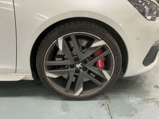 Peugeot 308 1.6 GTI 200 kW (272 CV)