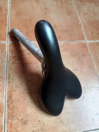 Conjunto sillín y tija bicicleta