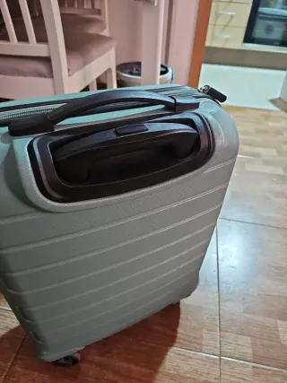 Maleta Paco Martinez Verde 38x54x21