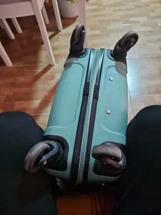 Maleta Paco Martinez Verde 38x54x21