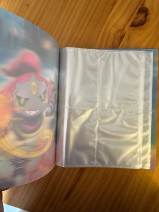 Álbum Pokémon vacío