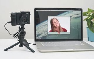 Cámara Digital 4K Negra con Zoom Potente