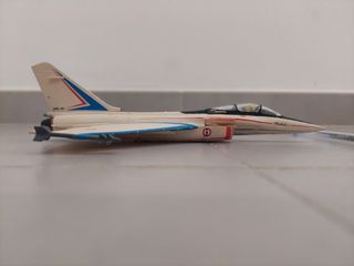 Maqueta Avión Caza Rafale 1:72