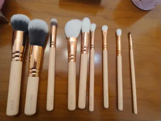 Set Brochas Maquillaje Rosa y Dorado