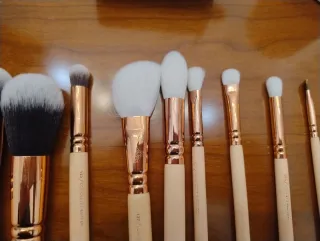 Set Brochas Maquillaje Rosa y Dorado