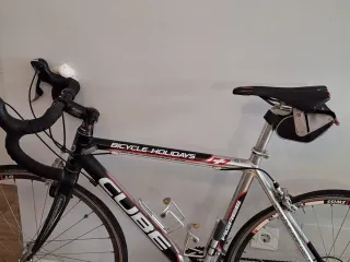 Bicicleta Cube de carretera 52/701