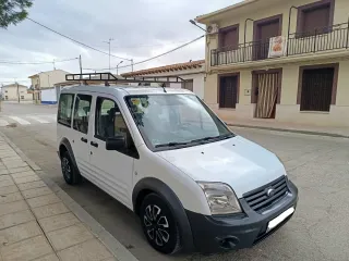Ford Tourneo Connect 2013