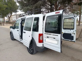 Ford Tourneo Connect 2013