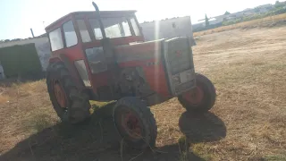 Tractor Massey Ferguson 1195 Rojo