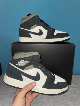 Air Jordan 1 Negras y Verdes Nuevas