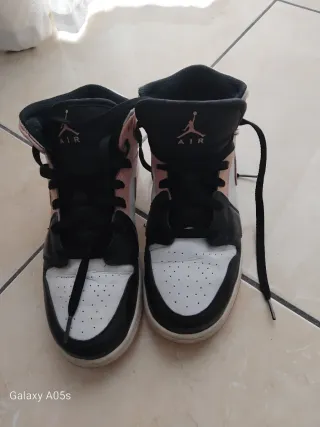 Scarpe Nike Air Jordan Rosa e Bianche