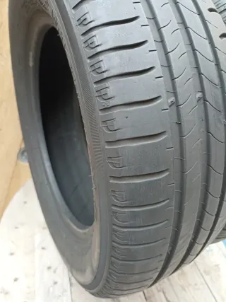 Vendo 2 Neumáticos de coche en buen estado