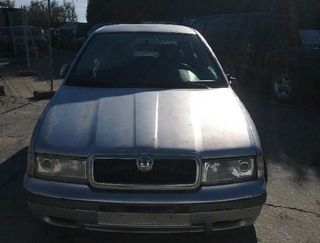 Faro izquierdo skoda octavia berlina (1u2) 4296010