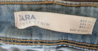 Pantalones vaqueros Zara con raya lateral