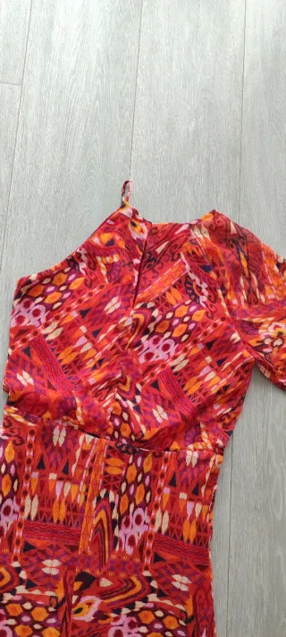 Vestido estampado para fiesta o boda