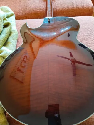 Guitarra Jazz ibanez