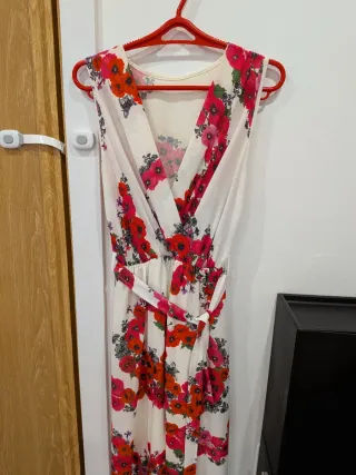 Precioso vestido largo floral