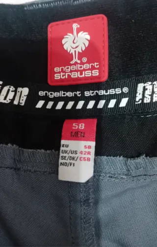 Pantalones Cortos Strauss