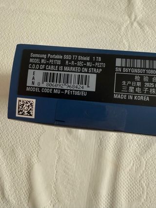 Samsung T7 Shield 1TB SSD Portátil