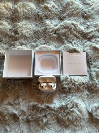 AirPods 4 Apple con case – Come nuove