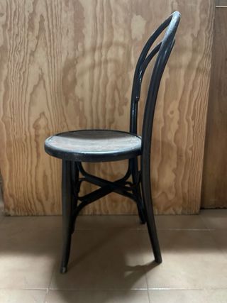 Silla de madera estilo Thonet
