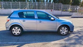 Opel Astra 2005
