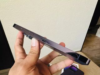 iPhone 14 Pro Max Morado