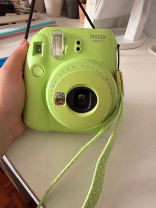 Cámara Fujifilm Instax Mini 9 Verde