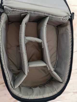 Mochila Lowepro Micro Trekker 200
