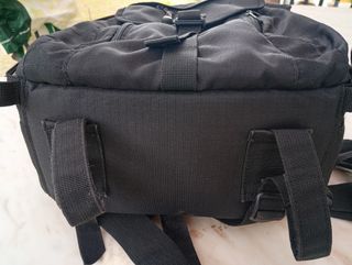 Mochila Lowepro Micro Trekker 200