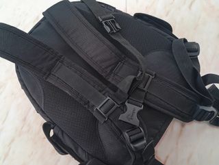 Mochila Lowepro Micro Trekker 200