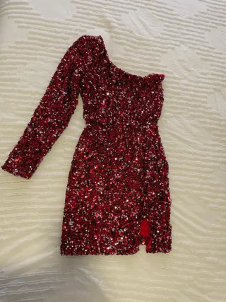 Vestido rojo lentejuelas un hombro