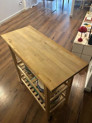 Isla de madera con ruedas “FORHOJA”