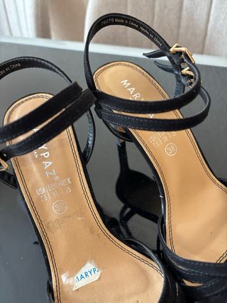 Sandalias tacón Maripaz negras talla 38