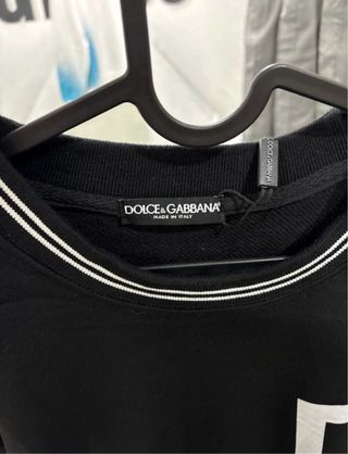 Felpa Nera senza cappuccio