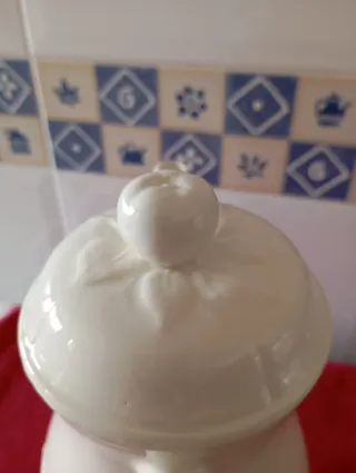 Tetera San Claudio Porcelana Blanca