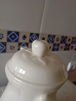 Tetera San Claudio Porcelana Blanca