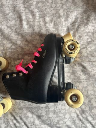 Patines Oxelo negros con cordones rosas Numero 39