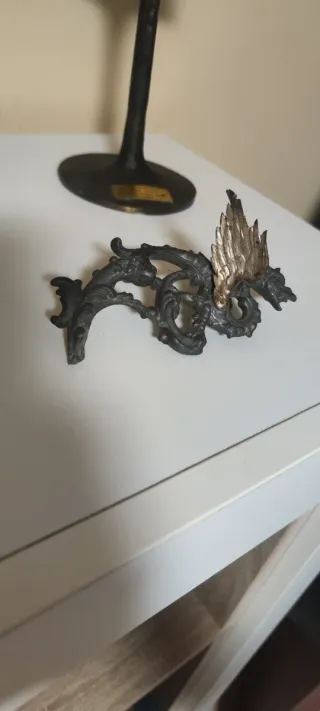 Maniglia antica drago con ali